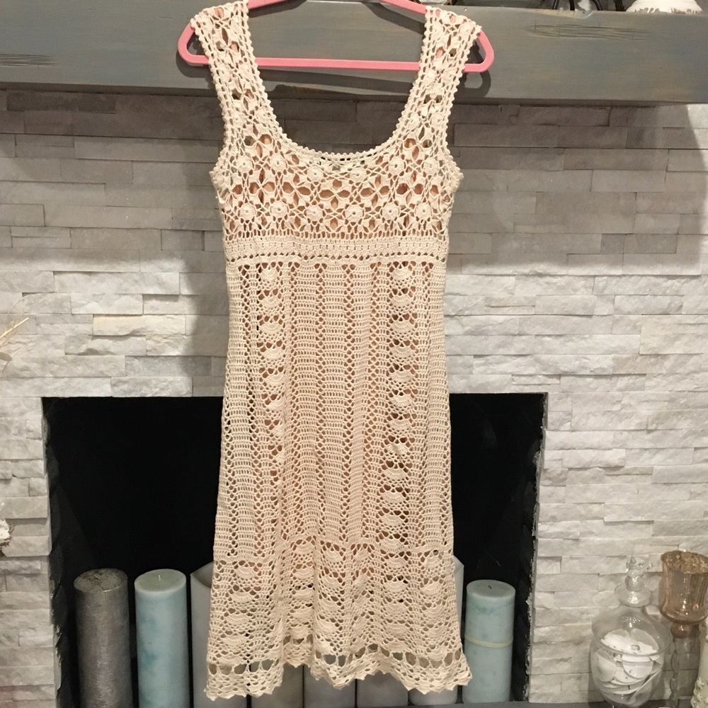 VS MODA INTERNATIONAL CROCHET DRESS SIZE MEDIUM